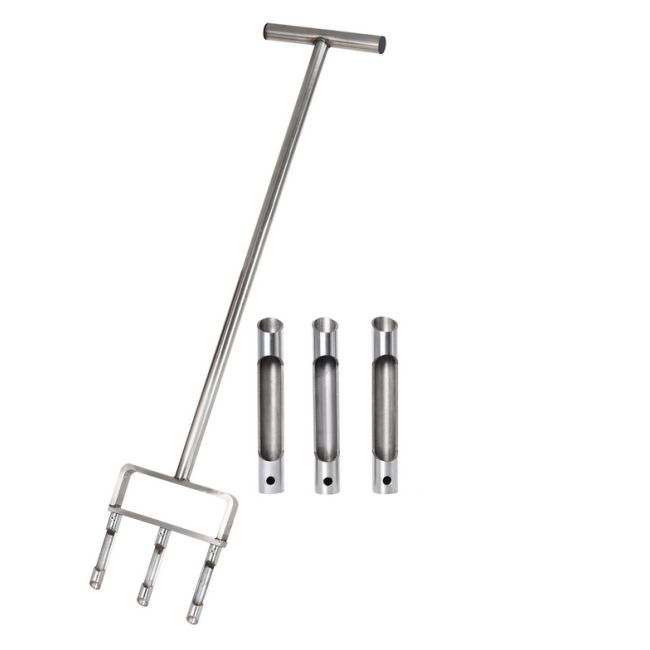 Ръчен аератор за тревни площи с 3 шипа – Alpha Lawn